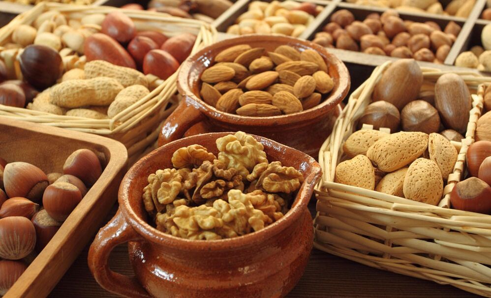 Walnuts in the diet of men will benefit potency